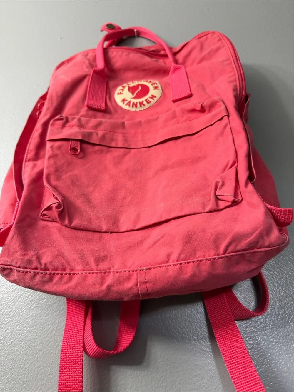 Fjallraven Kanken Backpack in Coral Pink Mini